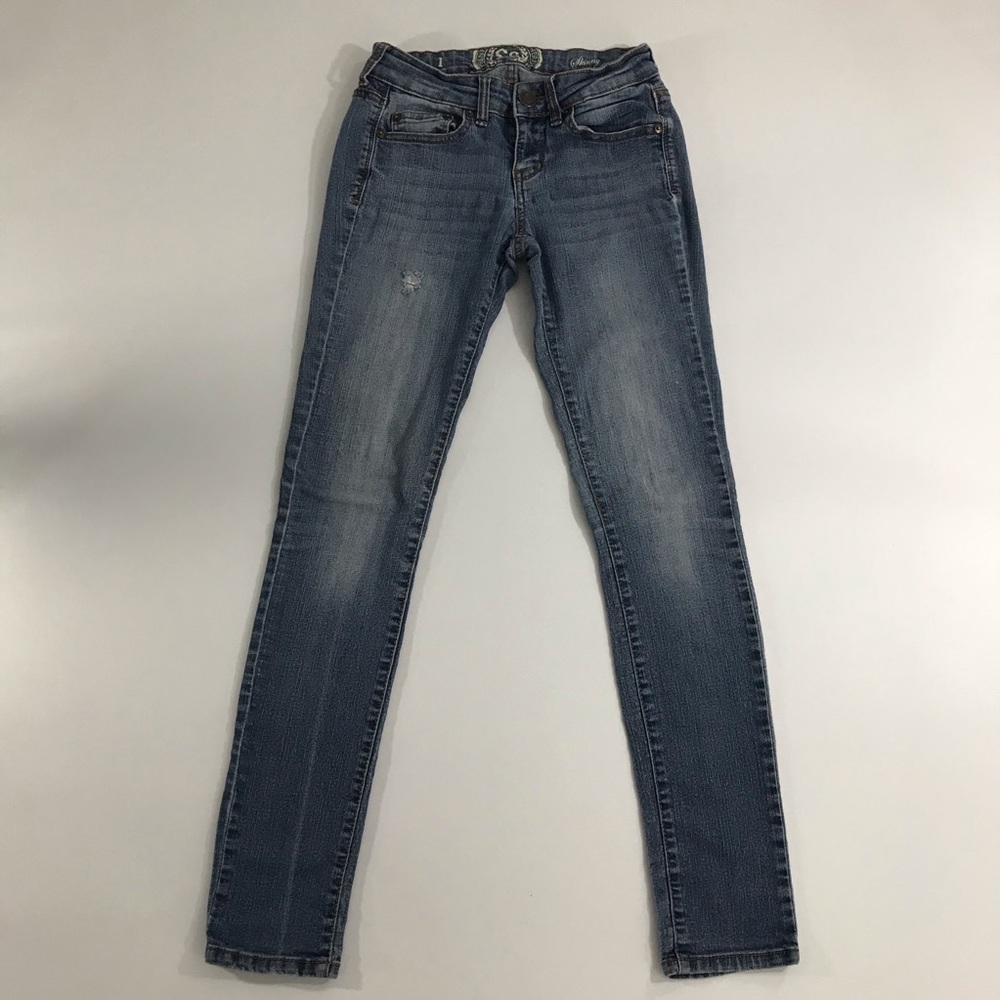 (SOLD)SO Intentionally Distressed Skinny Jeans - Picture 2 of 10